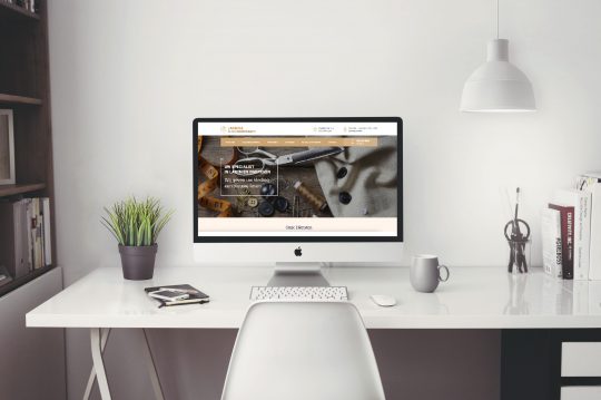 larense-kledingreparatie-mockup